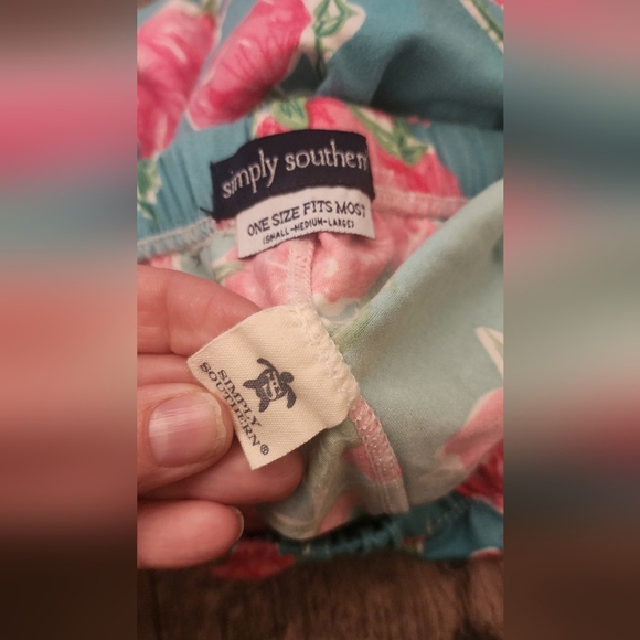 Simply Southern Womens Green Pink Leggings  One Size S M L. Excellent Condition - Picture 6 of 7